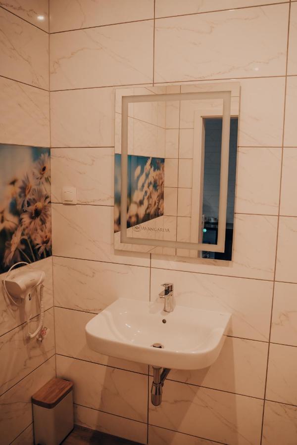 Avangarda Wisznice Exteriör bild